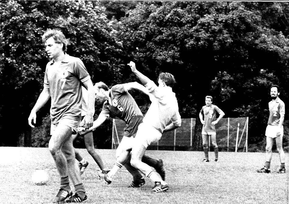 heckelmann_fussball_c02_2_eg058.jpg
