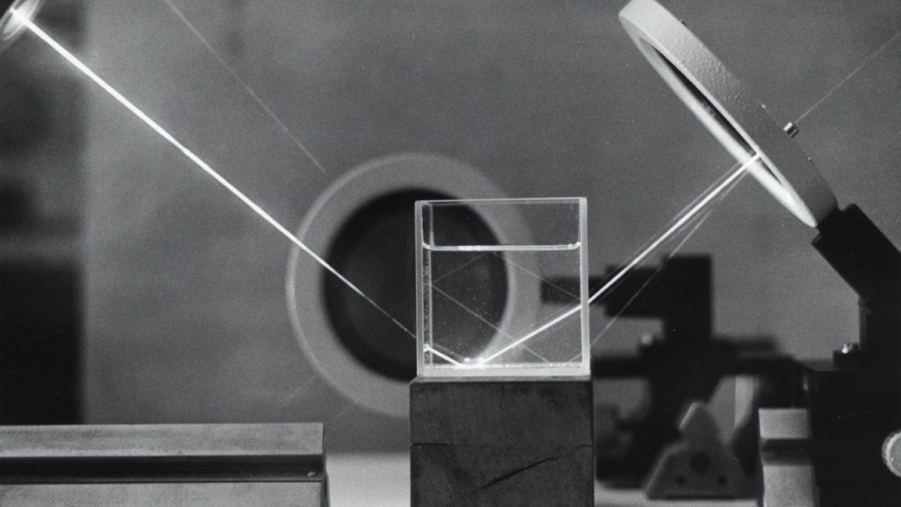 forschung_laser_c00_eg000.jpg
