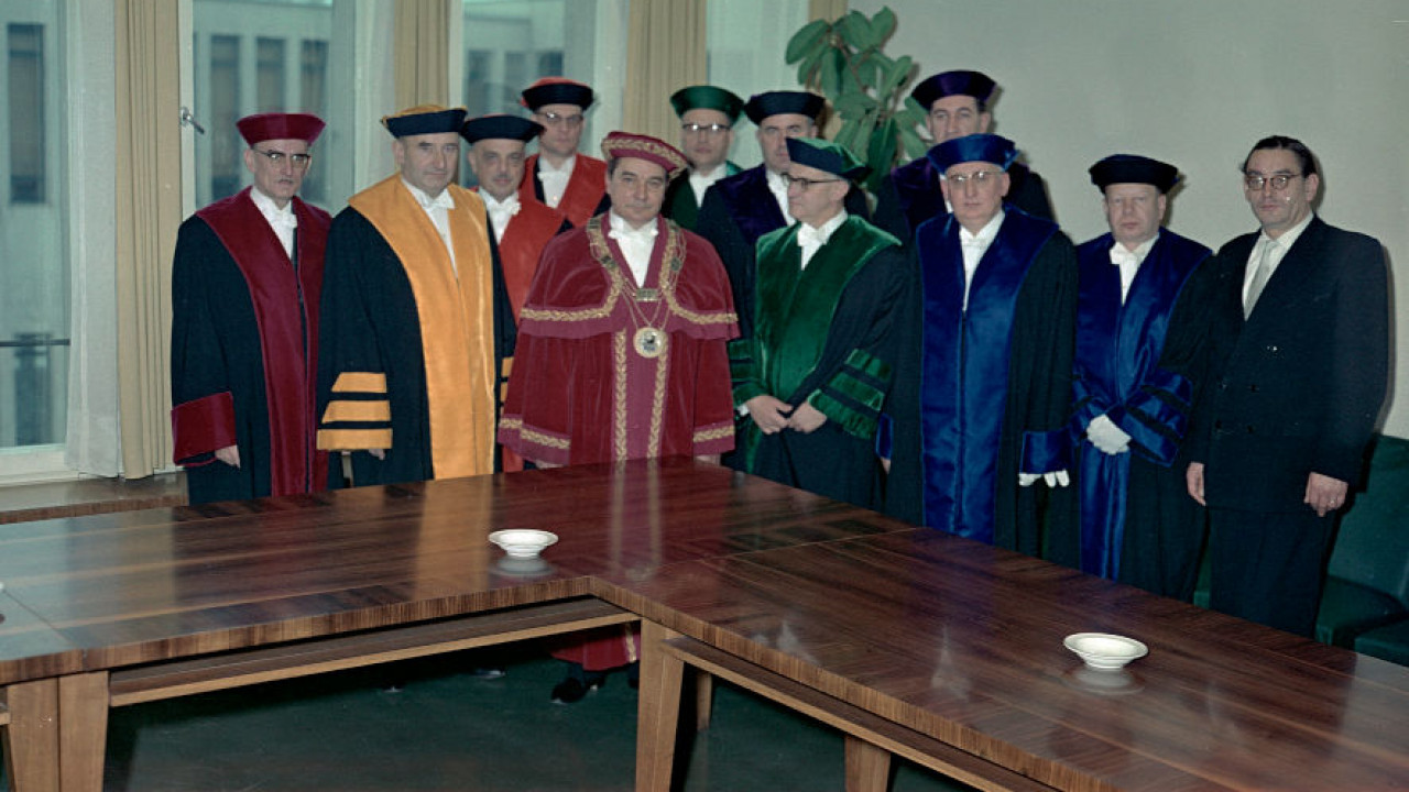 talare_c00_eg000.jpg