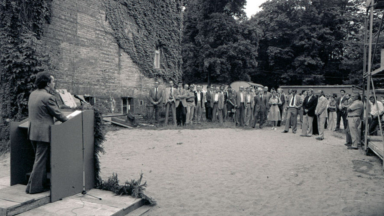 veterinaermedizin_zweifel_c00_eg000.jpg