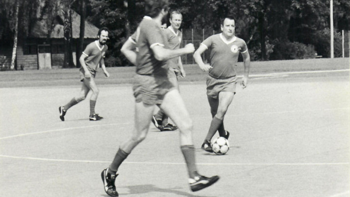 Fußballtraining der Mannschaft um Dieter Heckelmann
